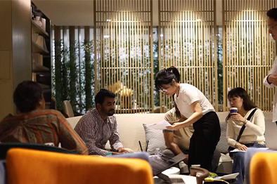 Group photo of paken hotel furniture customers