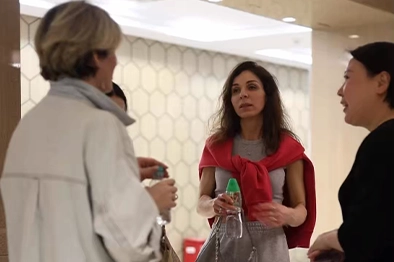 Group photo of paken hotel furniture customers